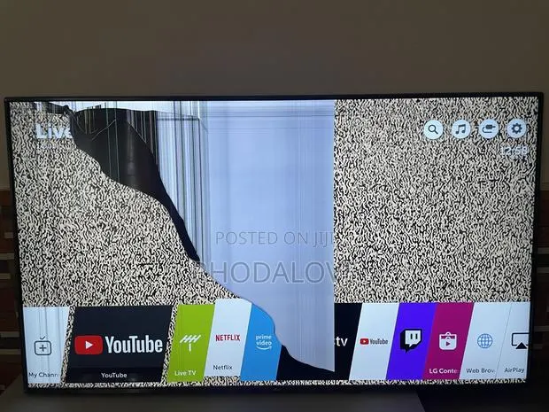 LG 65UK6700PVD 65 Inch for Parts - Screen Cracked - Boards Working · Photo 1