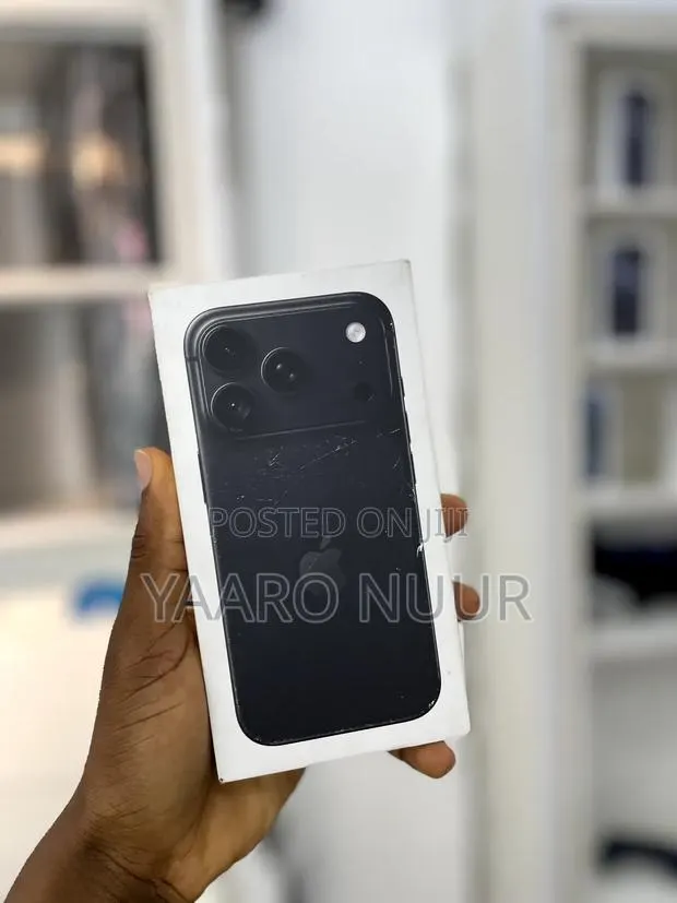 New Apple iPhone 18 Pro Max 256 GB Black · Photo 1