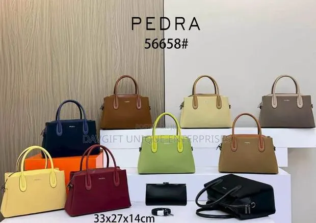 Ladies Pedra Designer Bag · Photo 1