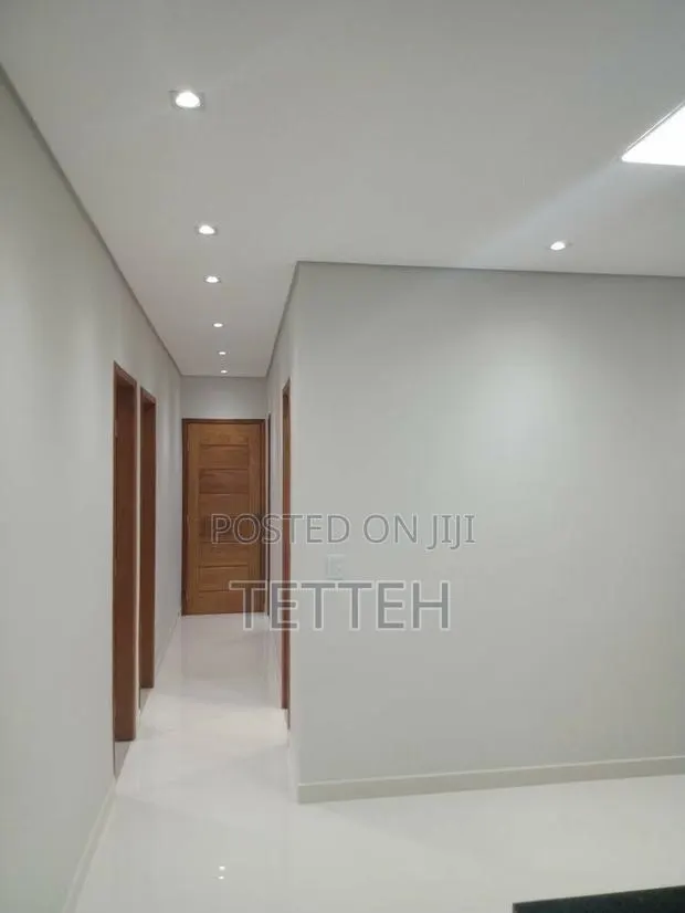 Plasterboard Installation Services · Photo 1