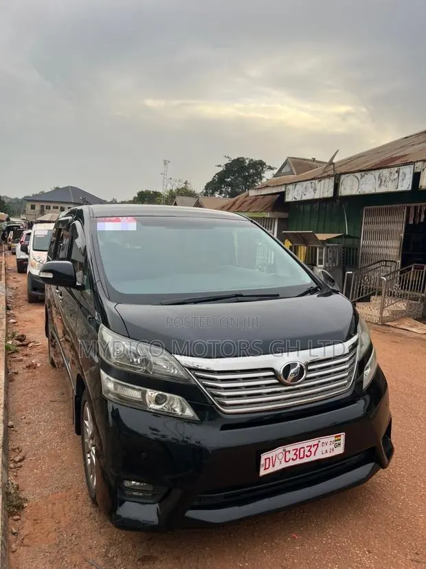 Toyota Vellfire V 2.4 4WD 7-Seater 2013 Black · Photo 1