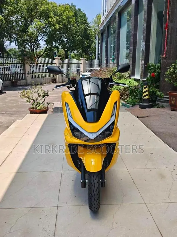 New Motorcycle 2026 White · Photo 1