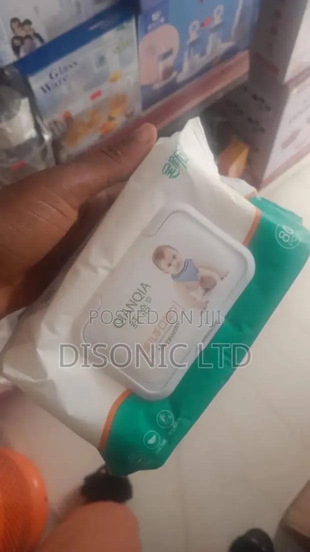 80pcs Baby Wet Wipes · Photo 1