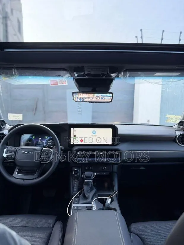 New Toyota Land Cruiser 2025 Black · Photo 1