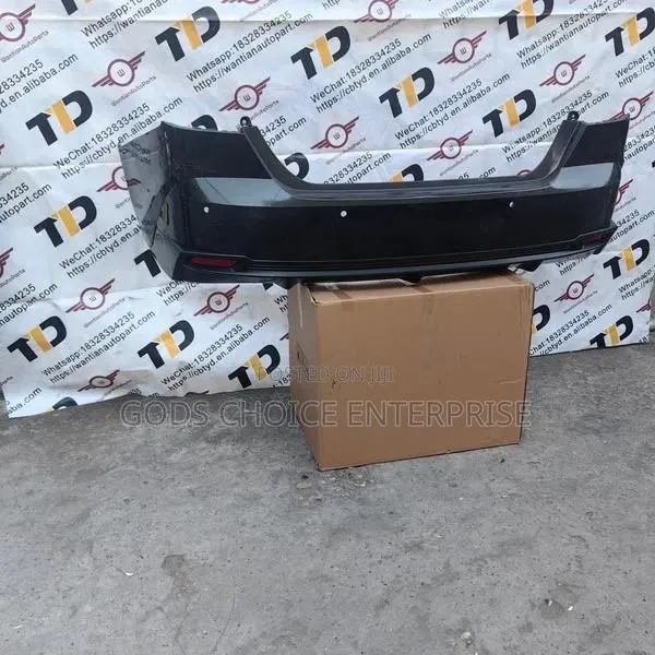 Complete Back Bumper Camry 2025-2026 Se/Le · Photo 1