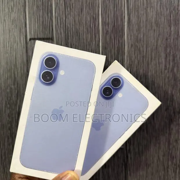 New Apple iPhone 17 256 GB Blue · Photo 1