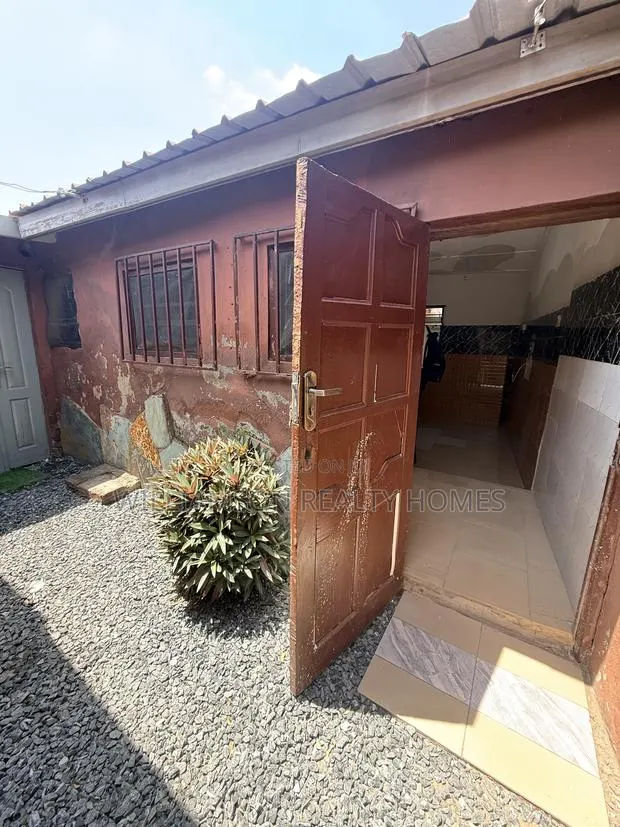 1bdrm Apartment in Kotobabi Area, Spintex for rent · Photo 1