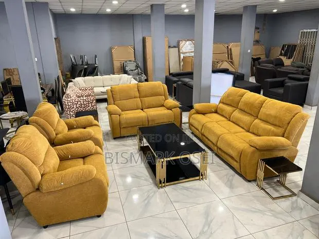Beautiful Royal Comfortable Sofa Set · Photo 1