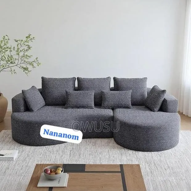 Curve L-Shape Sofa · Photo 1