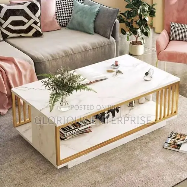 Lavish Center Table · Photo 1