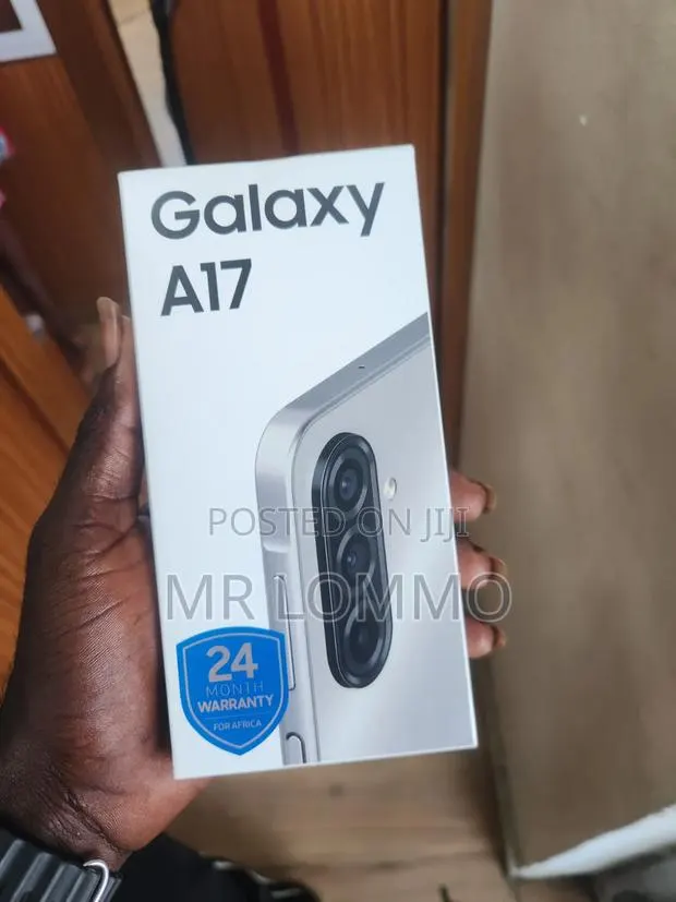New Samsung Galaxy A17 128 GB Gray · Photo 1