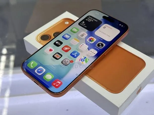 Apple iPhone 17 Pro Max 512 GB Orange · Photo 1