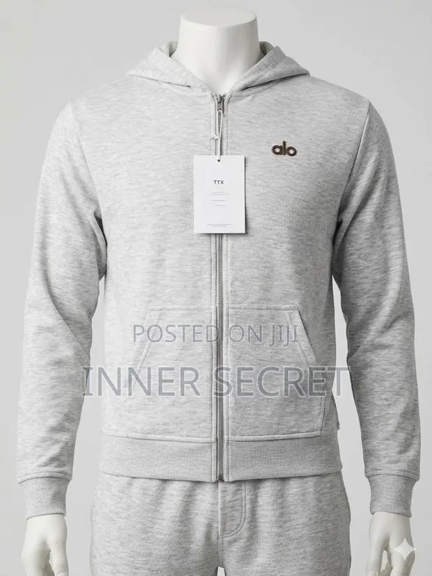 Alo Two Pieces Travel Suit · Photo 1