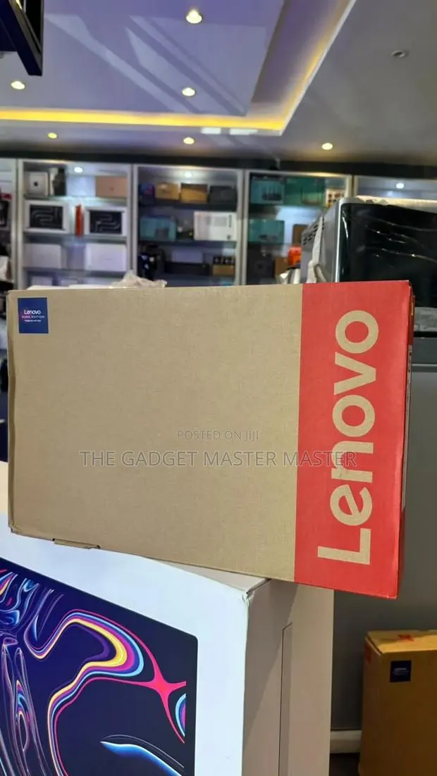 New Laptop Lenovo ThinkPad X1 Carbon 32GB Intel Core Ultra 7 SSD 1T · Photo 1