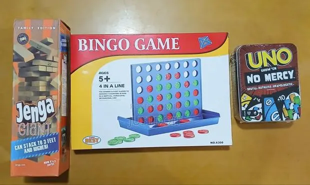 Jenga + Bingo 4 in a Line + Uno No Mercy · Photo 1