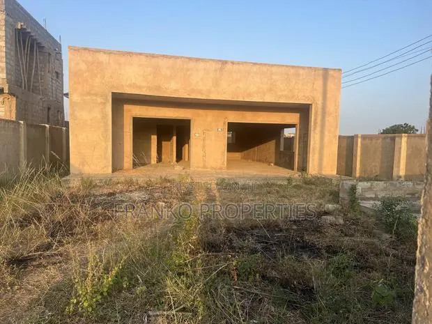 2bdrm House in Franko Properties, Accra Metropolitan for sale · Photo 3