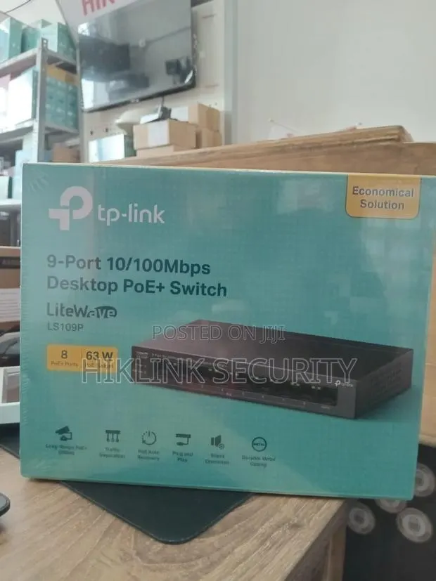 Tplink 9 Port Desktop Poe Switch · Photo 1