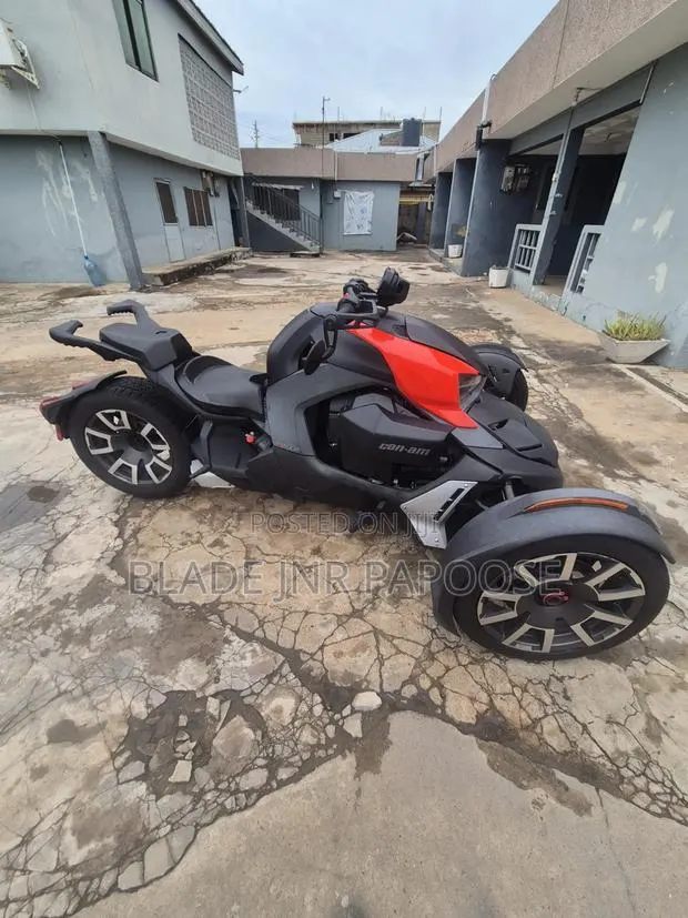 Can-Am 2022 Orange · Photo 1