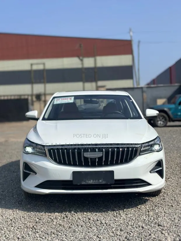 Geely Emgrand Flagship 2024 White · Photo 1