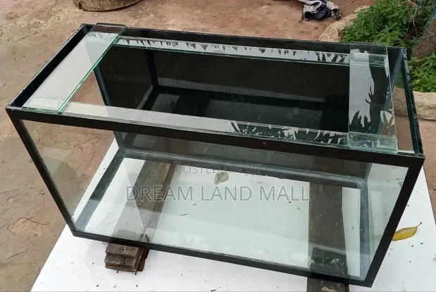3 Feet Customized Aquarium · Photo 1
