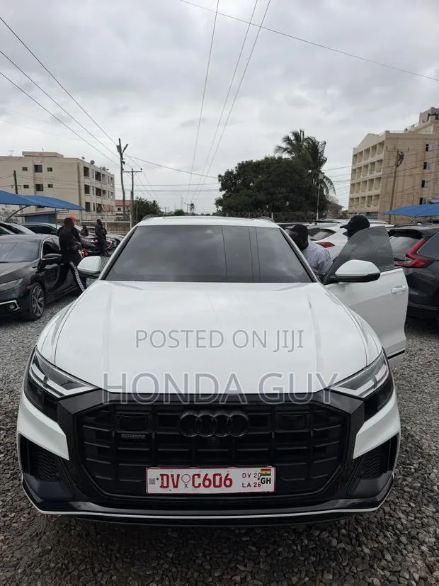 Audi Q8 3.0T Premium AWD quattro 2019 White · Photo 1