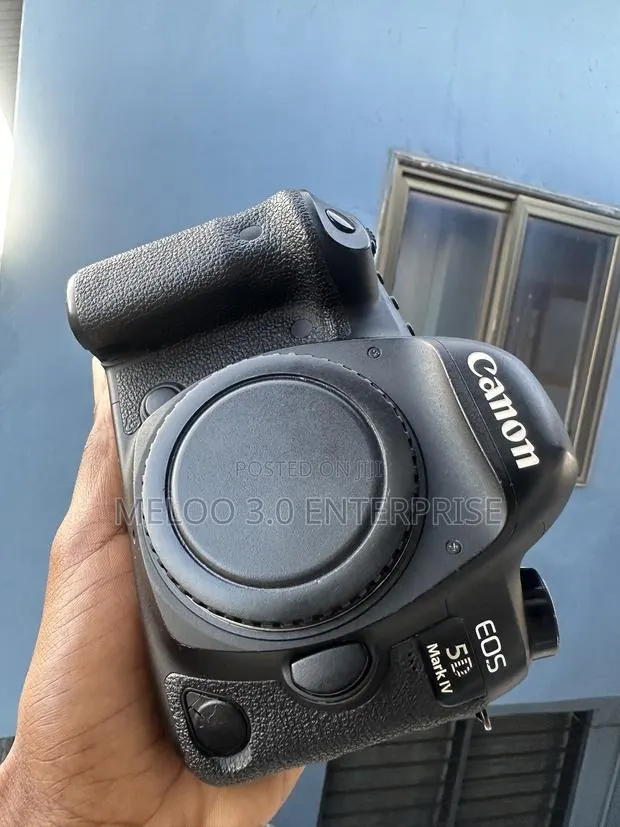 Canon 5D Mark IV 30.4MP (Body) · Photo 1