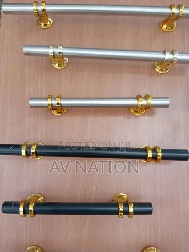 Wardrobe Handles · Photo 1