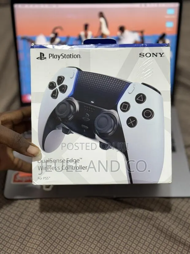Sony Dual Sense Wireless Controller - Almost New With Box( Mint ) · Photo 1
