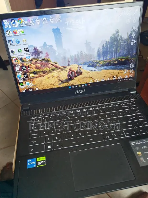 Laptop MSI GS66 Stealth 11UH 16GB Intel Core i5 SSD 1T · Photo 1