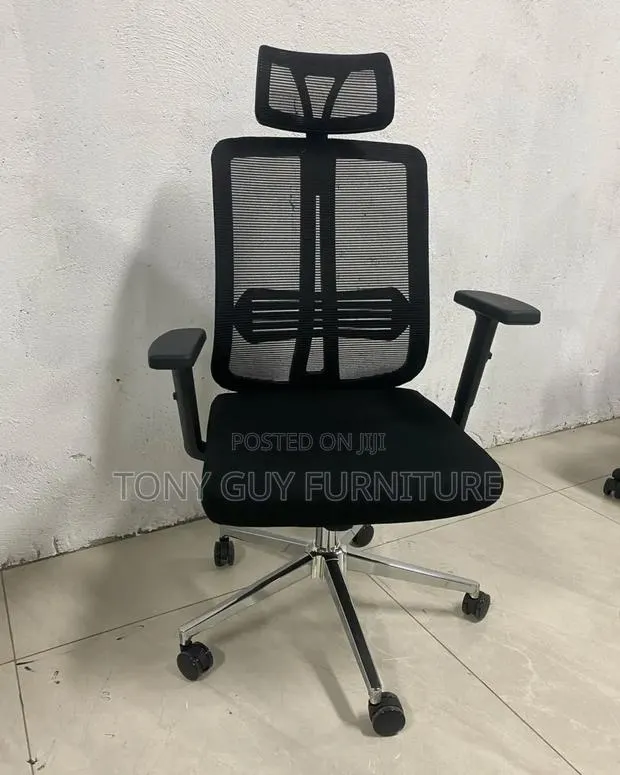 Swivel Chair · Photo 1