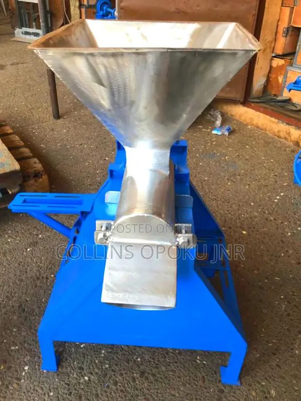 Palm Nut Grinding Machine With Petro Engine · Photo 1