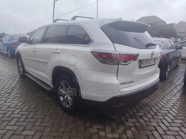 Toyota Highlander 2017 White · Photo 1