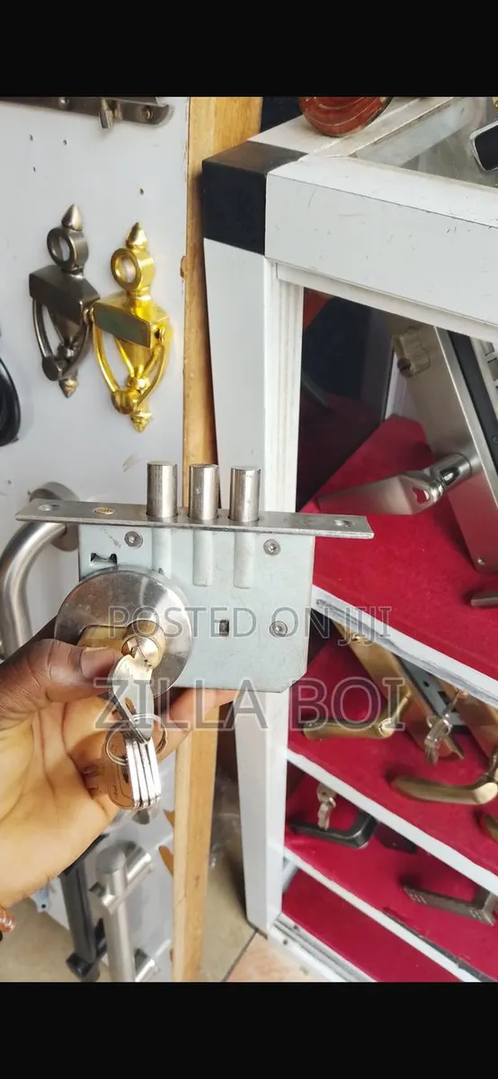 Security Top Lock · Photo 1