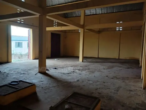 280sqm Warehouse for Rent at Weija Broadcasting Road. · Photo 2