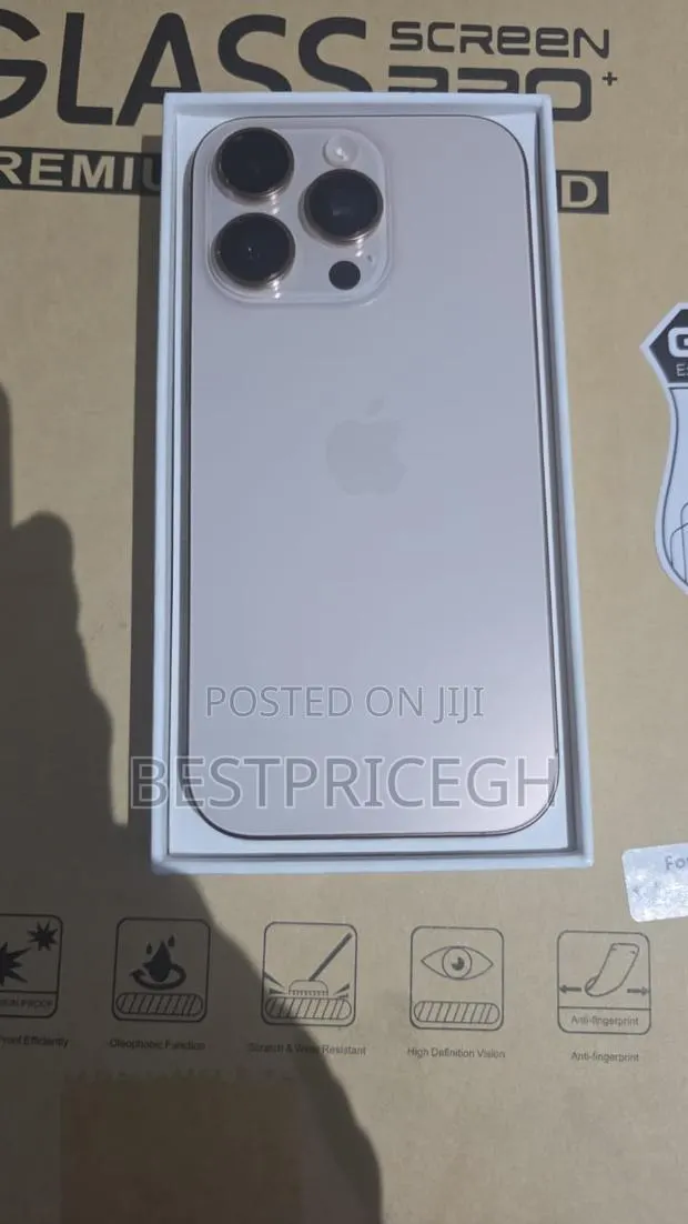 Apple iPhone 16 Pro 256 GB Silver · Photo 1