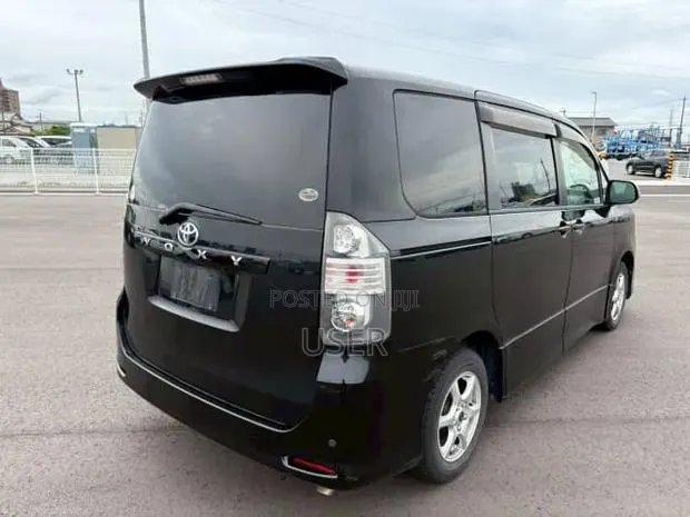 Toyota Voxy 2008 Black · Photo 1