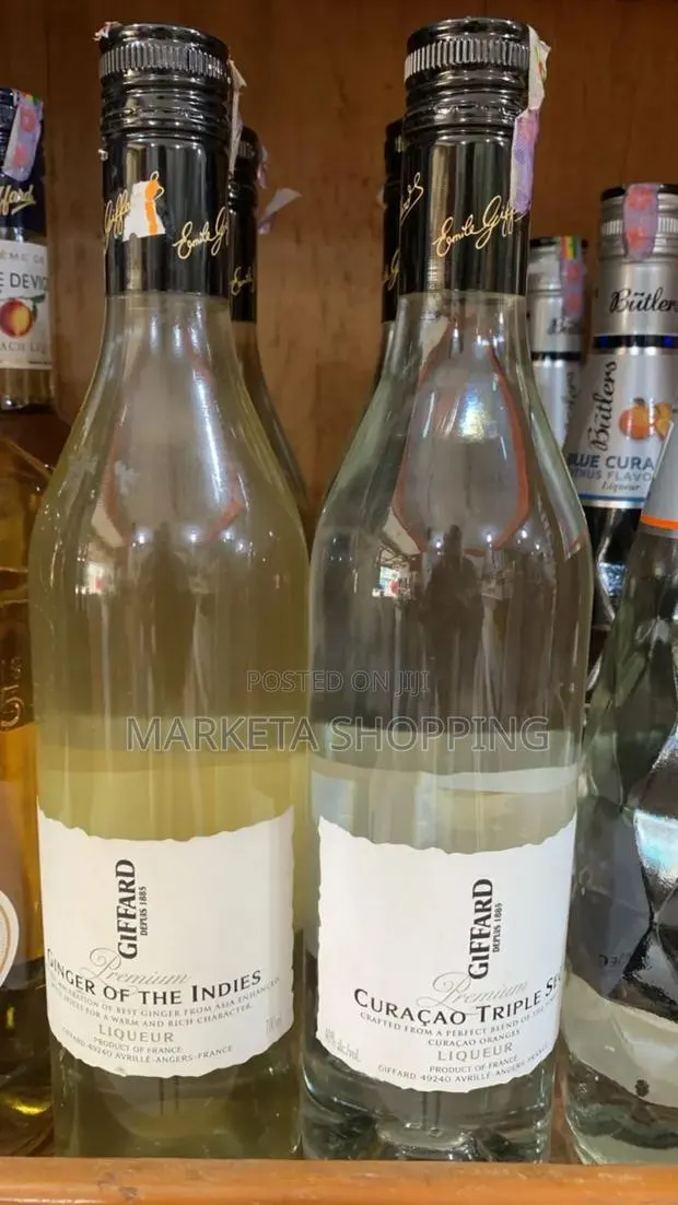 Giffard Premium Liqueur 700ml · Photo 1