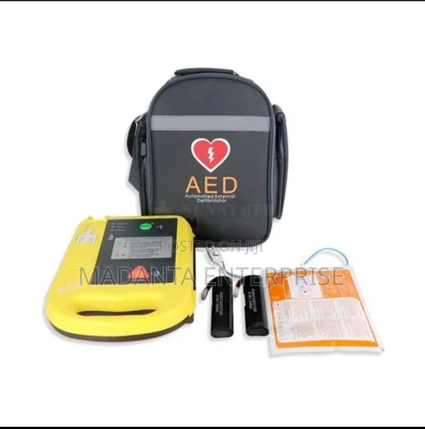 Defibrillator · Photo 1
