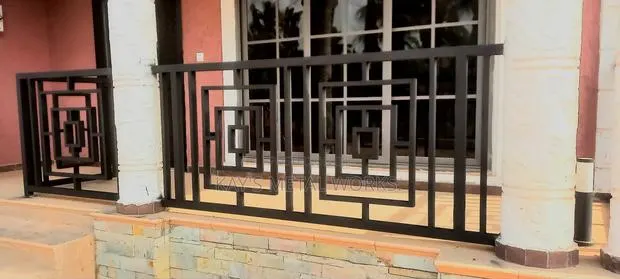 Balustrade # · Photo 1
