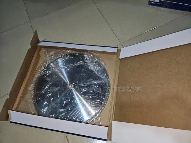 14 Inch T C T Saw Blade (Aluminium) · Photo 1