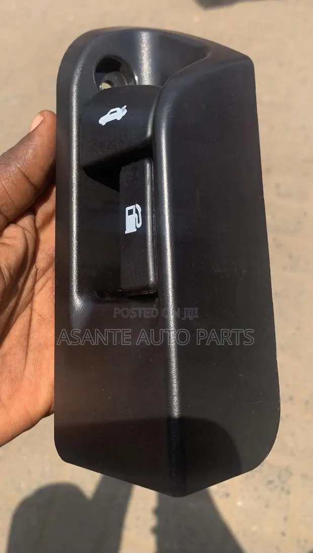 Toyota Camry Spider Boot Opener · Photo 1