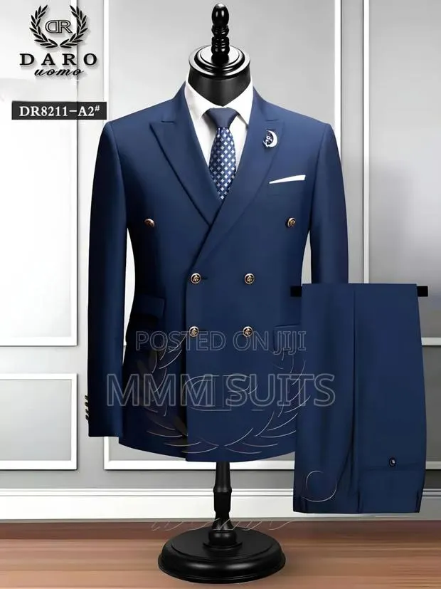 2-Piece Men Double-Breasted Men Suit · Photo 1
