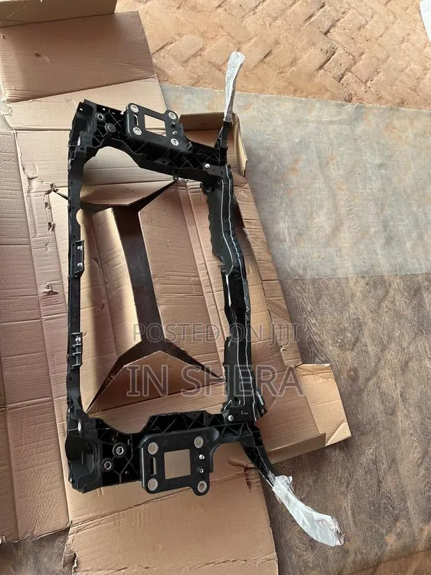 Honda Civic 2017 2017 2018 2019 2020 2021 Radiator Support Available · Photo 1