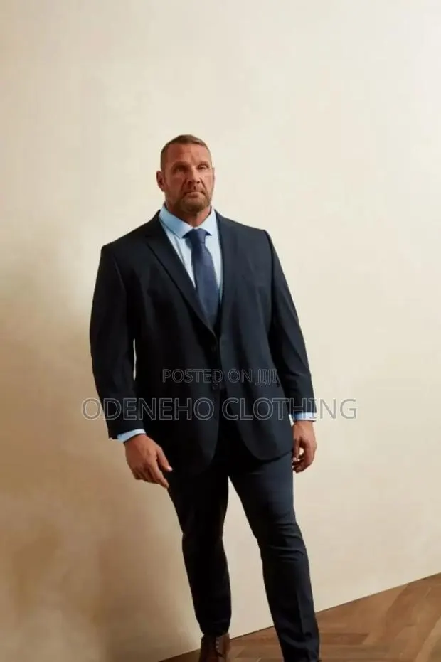 Plus Size Two Pieces Black Suit · Photo 1