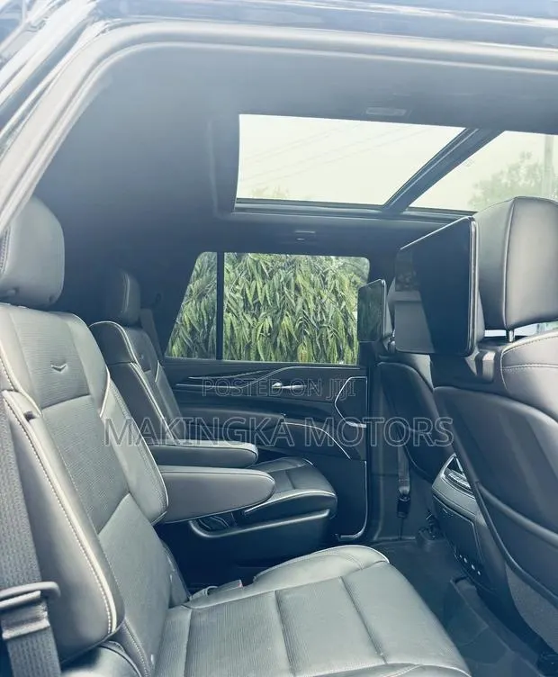 Cadillac Escalade 2022 Black · Photo 1