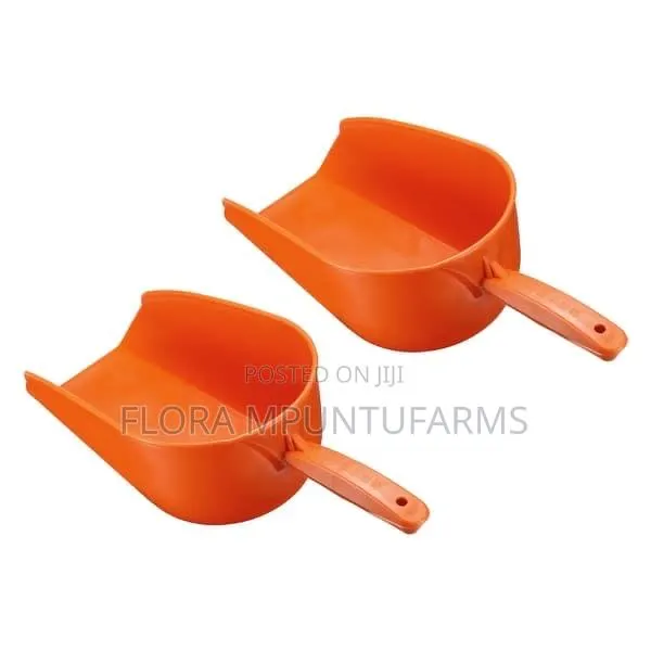 Feed Scooper · Photo 1