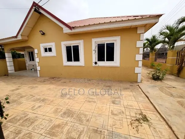 2bdrm Apartment in Kumsark, East Legon for sale · Photo 1