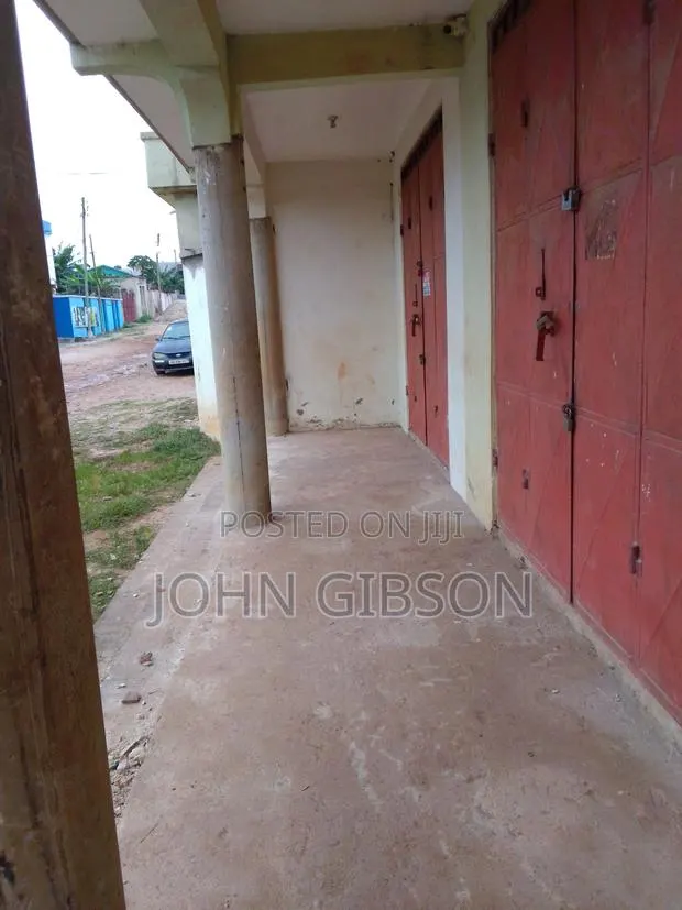 Shop for Rent · Photo 1