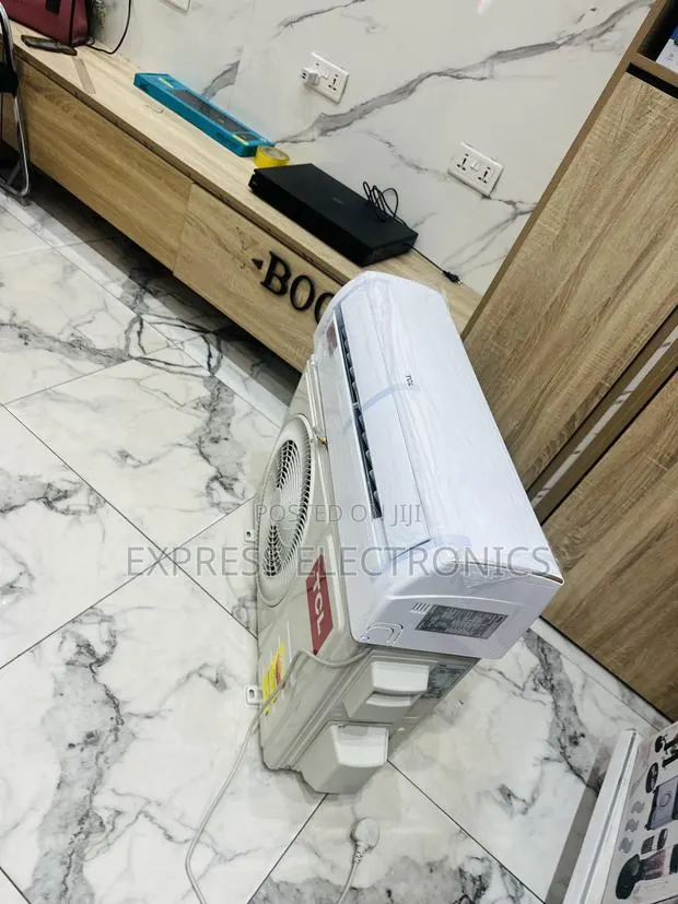 Anti Rust and Fast Cooling Inverter TCL 1.5hp · Photo 1