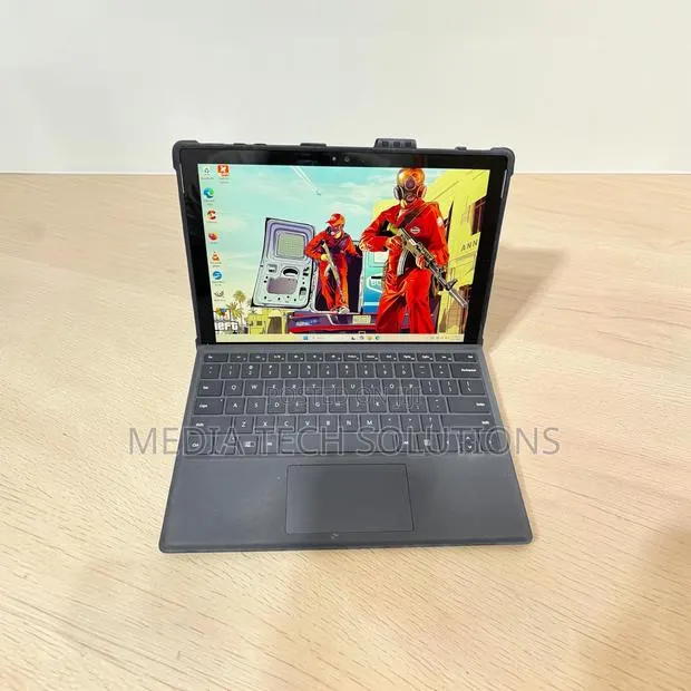 Laptop Microsoft Surface Pro 4 4GB Intel Core i5 SSD 128GB · Photo 1